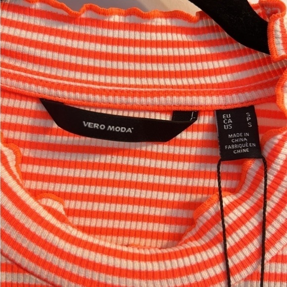 VERO MODA Milja High Neck striped long sleeve  super soft top size S - Picture 2 of 4